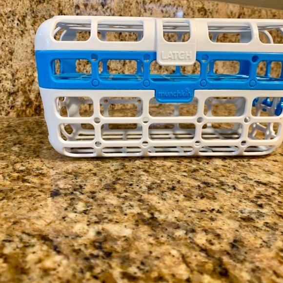 munchkin high capacity dishwasher basket